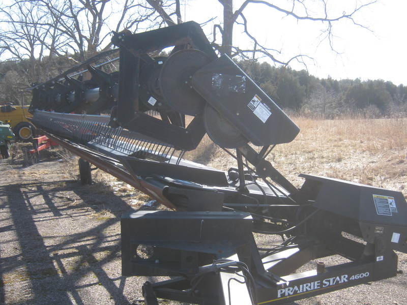 Combines & Harvesting Equipment  Prairie Star 4600 Pulltype Swather Photo